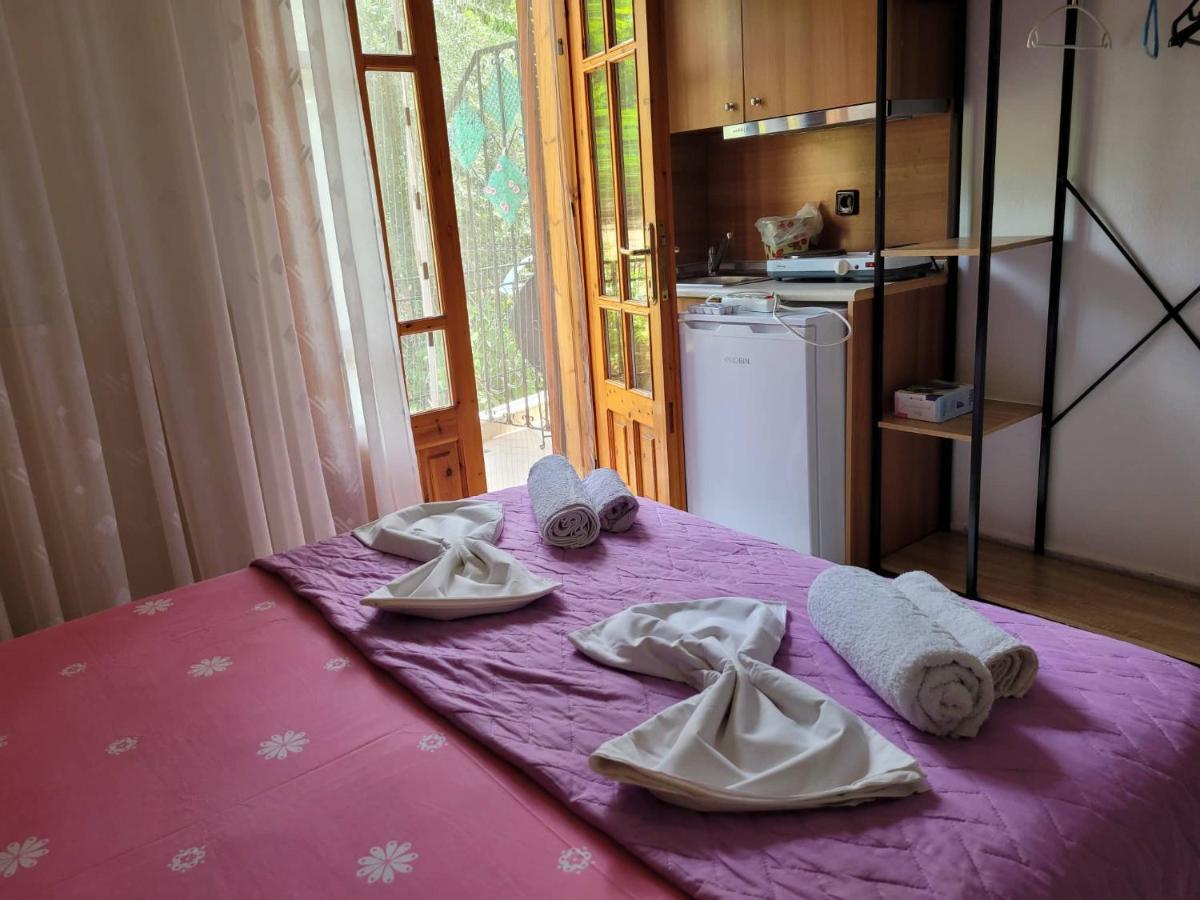 Amversa'S Rooms Skála Marión Dış mekan fotoğraf